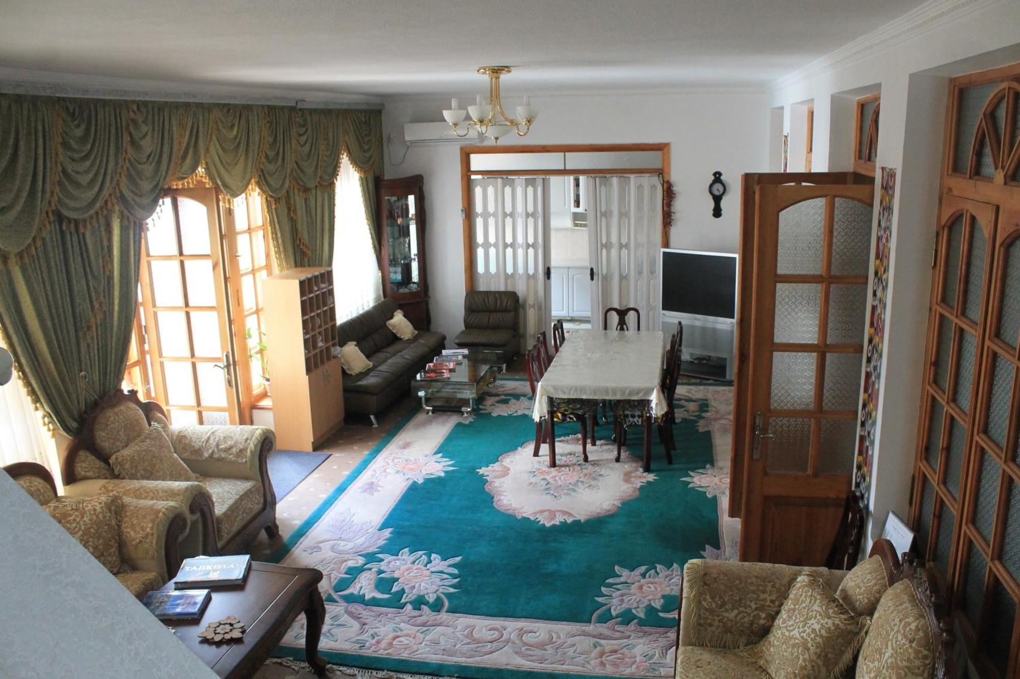 Atlas B&B Hotel Dusjanbe Eksteriør bilde