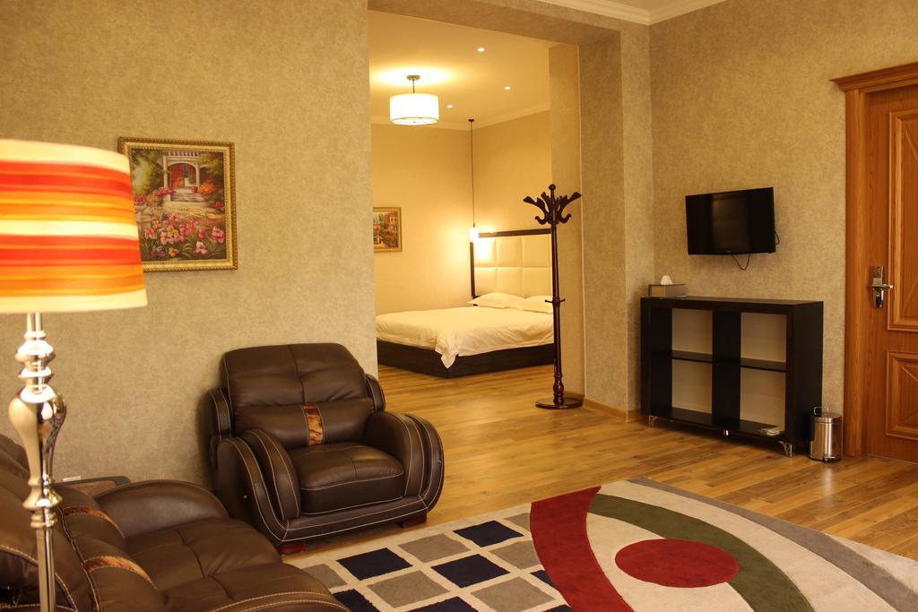 Atlas B&B Hotel Dusjanbe Eksteriør bilde