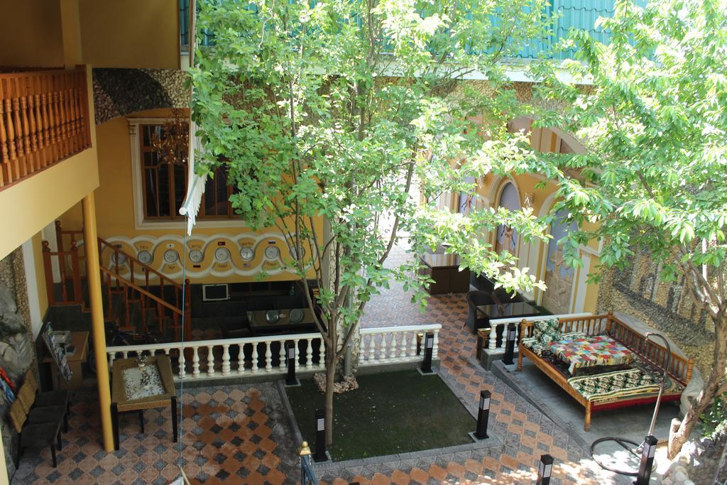 Atlas B&B Hotel Dusjanbe Eksteriør bilde